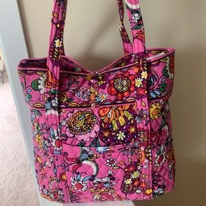 Limited edition Disney Park Vera Bradley Just Mousing Around